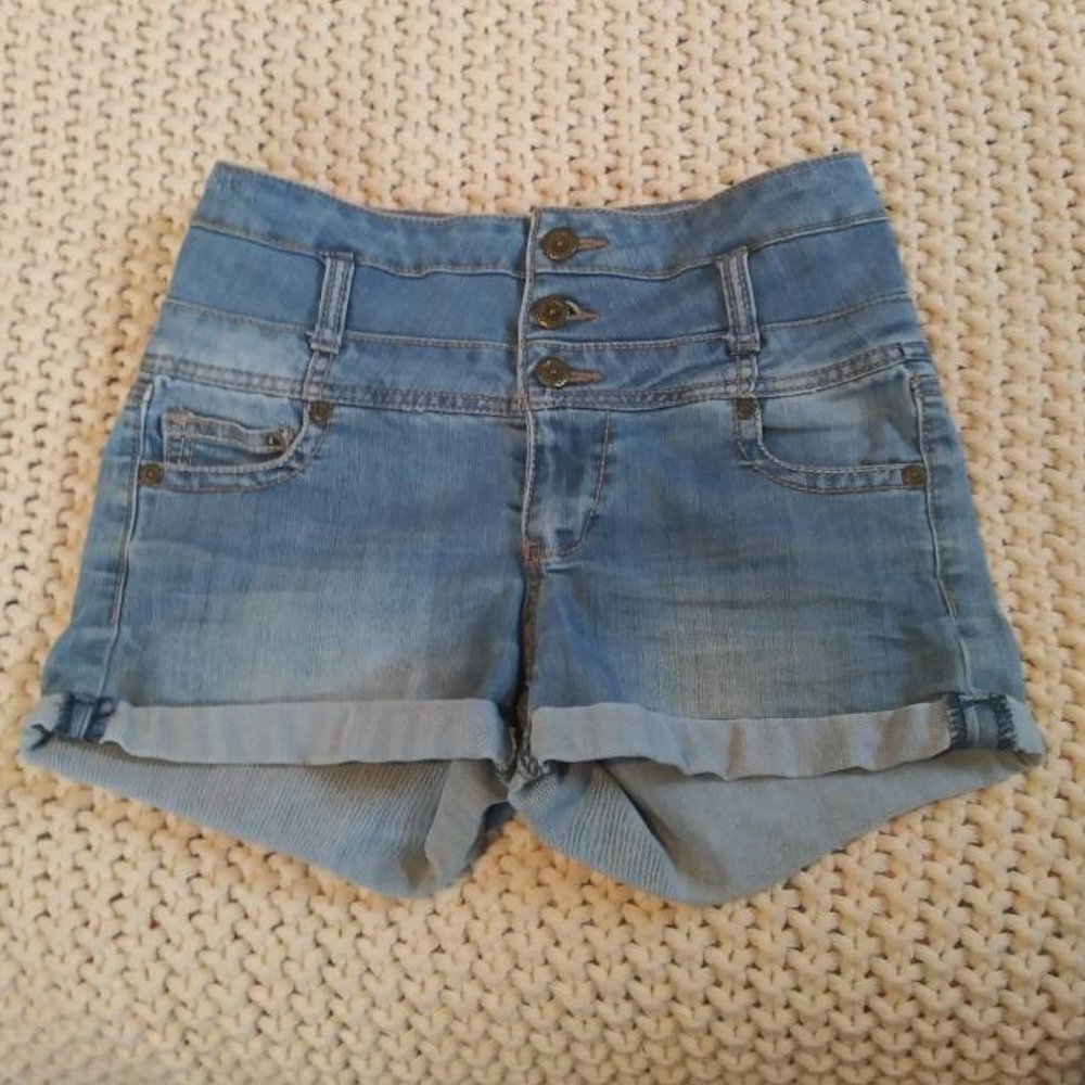 1st Kiss High Rise Denim Cuffed Shorts Size 3